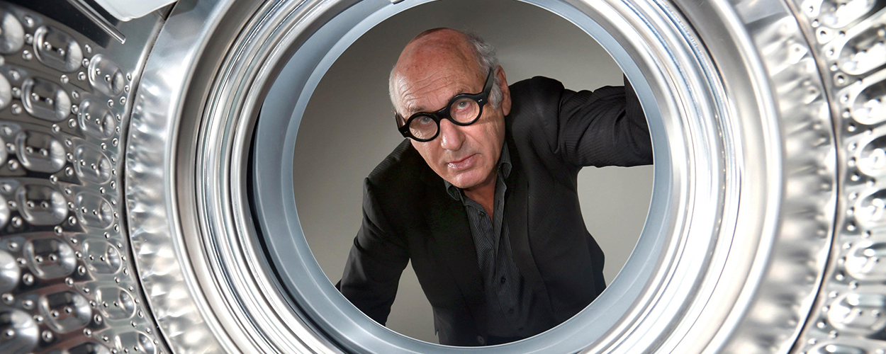 Michael Nyman in a washing machine